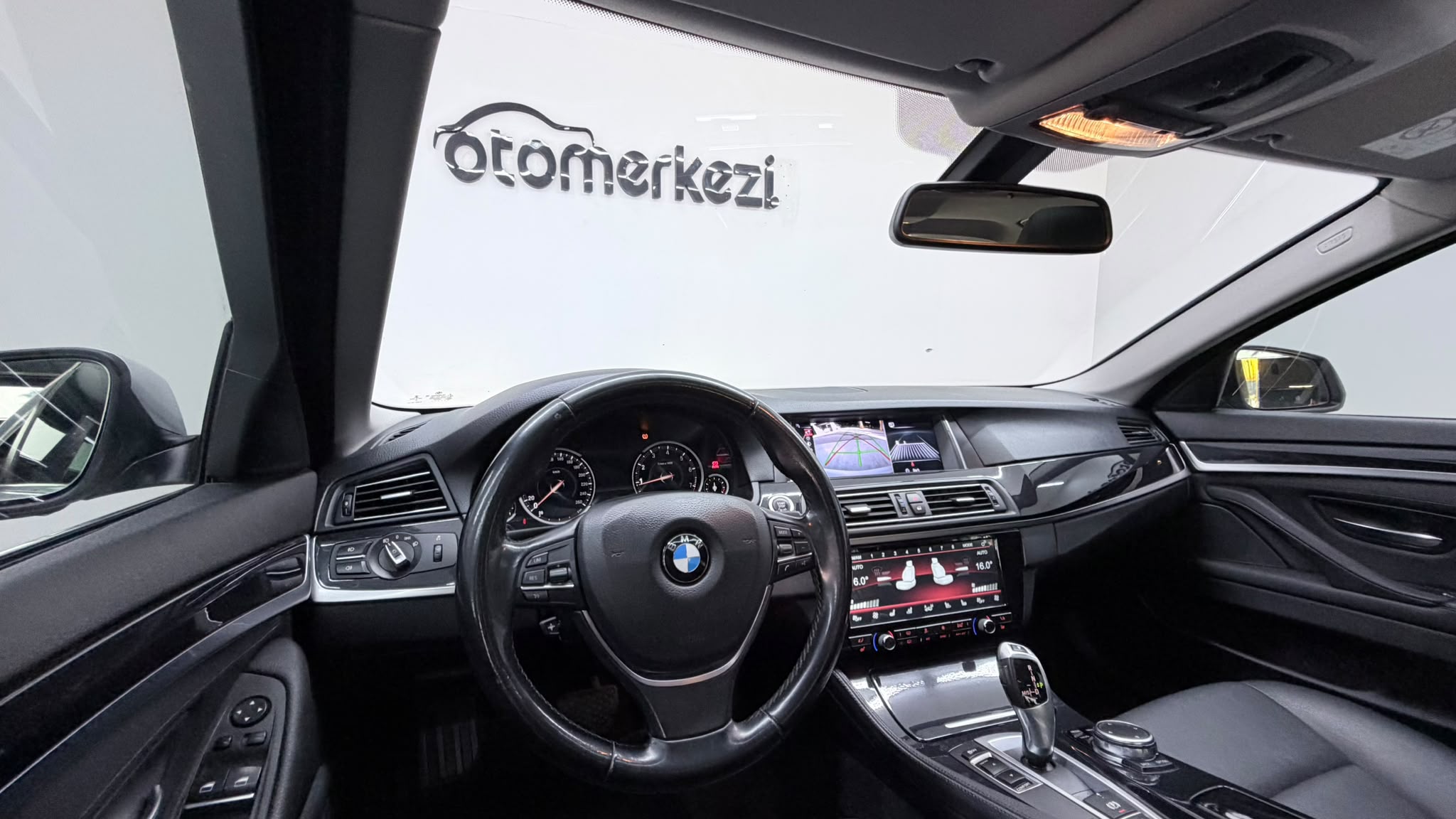 BMW 520i 12